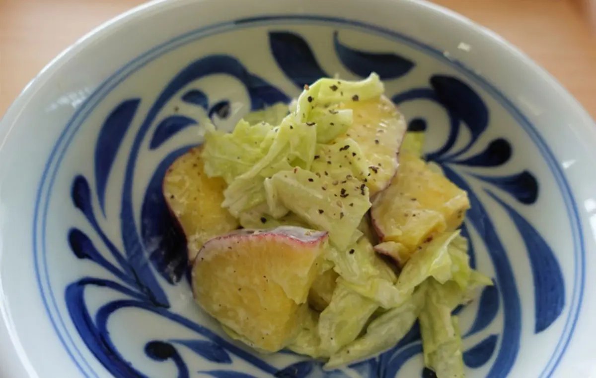 キャベツとさつまいものサラダ